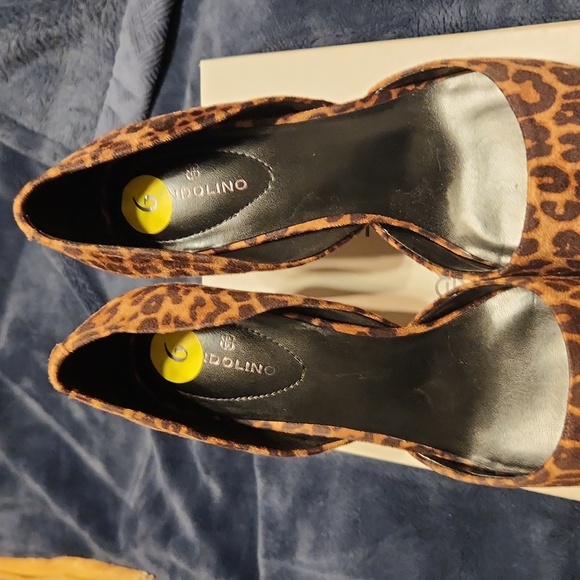 Animal print heels - Picture 2 of 5